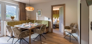Foto: Top Essbereich im Appartement Ferienwohnung Pölven im Last Minute Urlaub mit Hund in Söll Tirol Wilder Kaiser